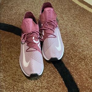 Nike fly knit AirMax 270.  Maroon.  Excellent